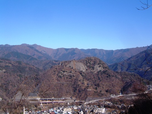 岩殿山と奥多摩の山