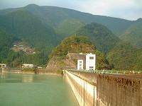 小河内ダムの景色